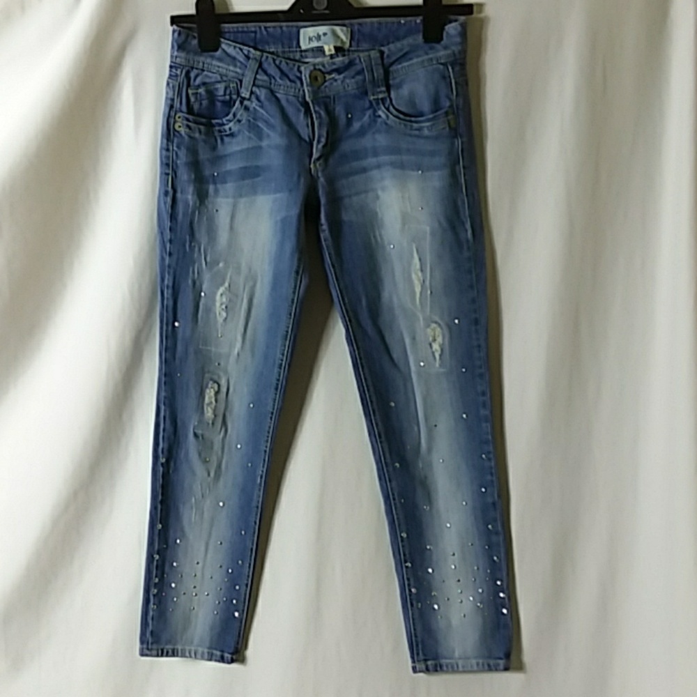 Jolt distressed jeans crystals scattered on tapered legs sz 7